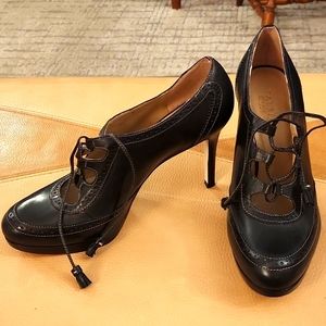 9B Talbots black lace up heels